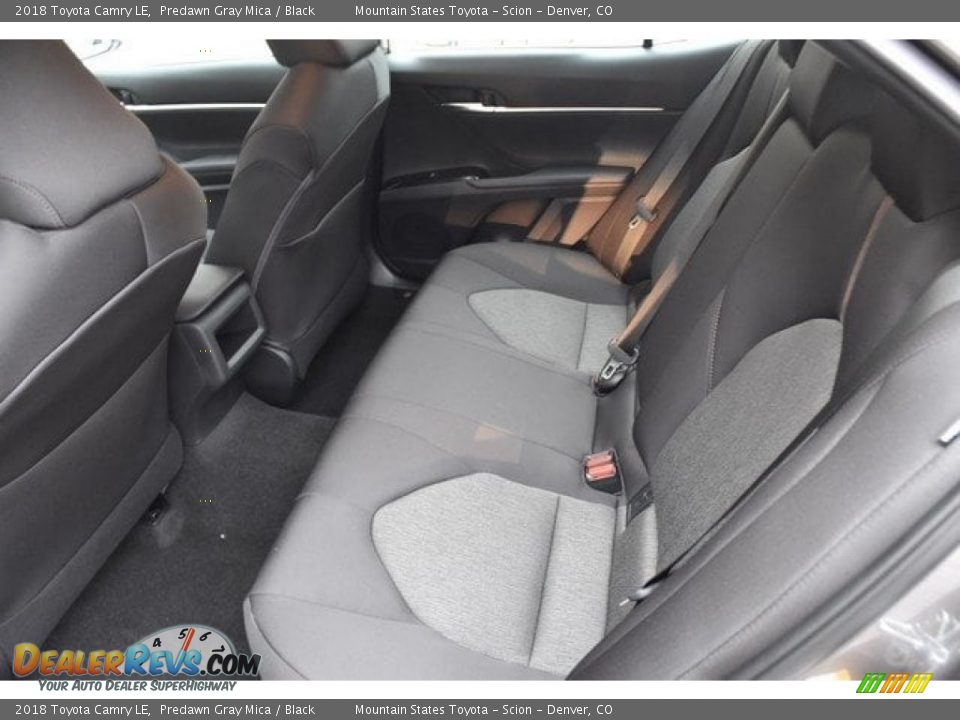 2018 Toyota Camry LE Predawn Gray Mica / Black Photo #14