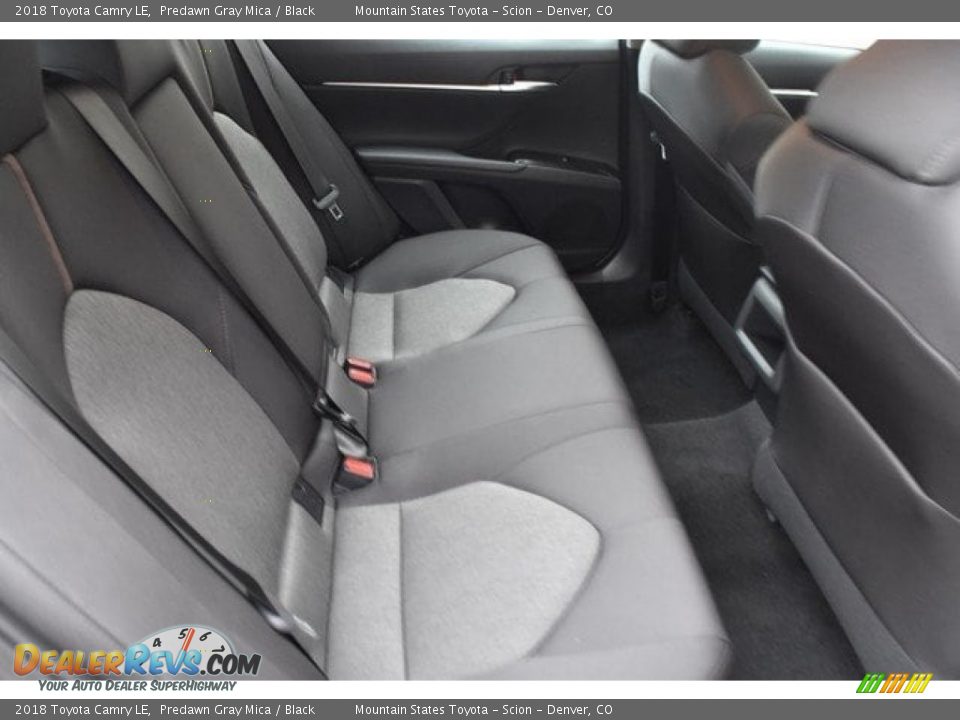 2018 Toyota Camry LE Predawn Gray Mica / Black Photo #17