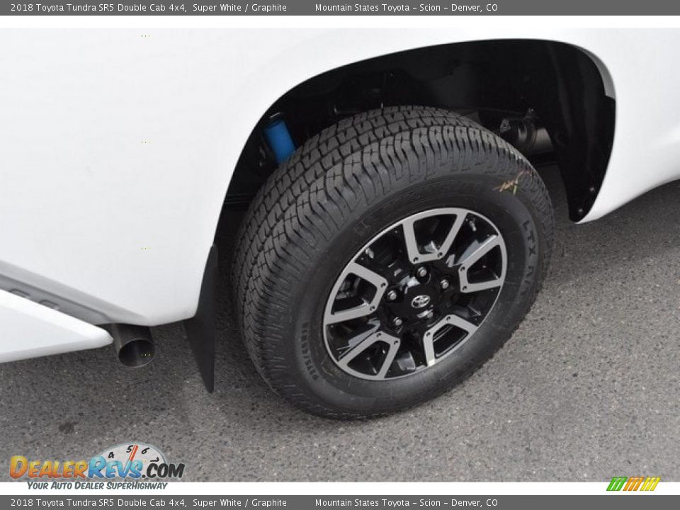 2018 Toyota Tundra SR5 Double Cab 4x4 Super White / Graphite Photo #35