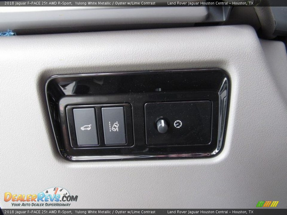 2018 Jaguar F-PACE 25t AWD R-Sport Yulong White Metallic / Oyster w/Lime Contrast Photo #28