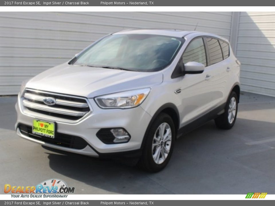 2017 Ford Escape SE Ingot Silver / Charcoal Black Photo #3