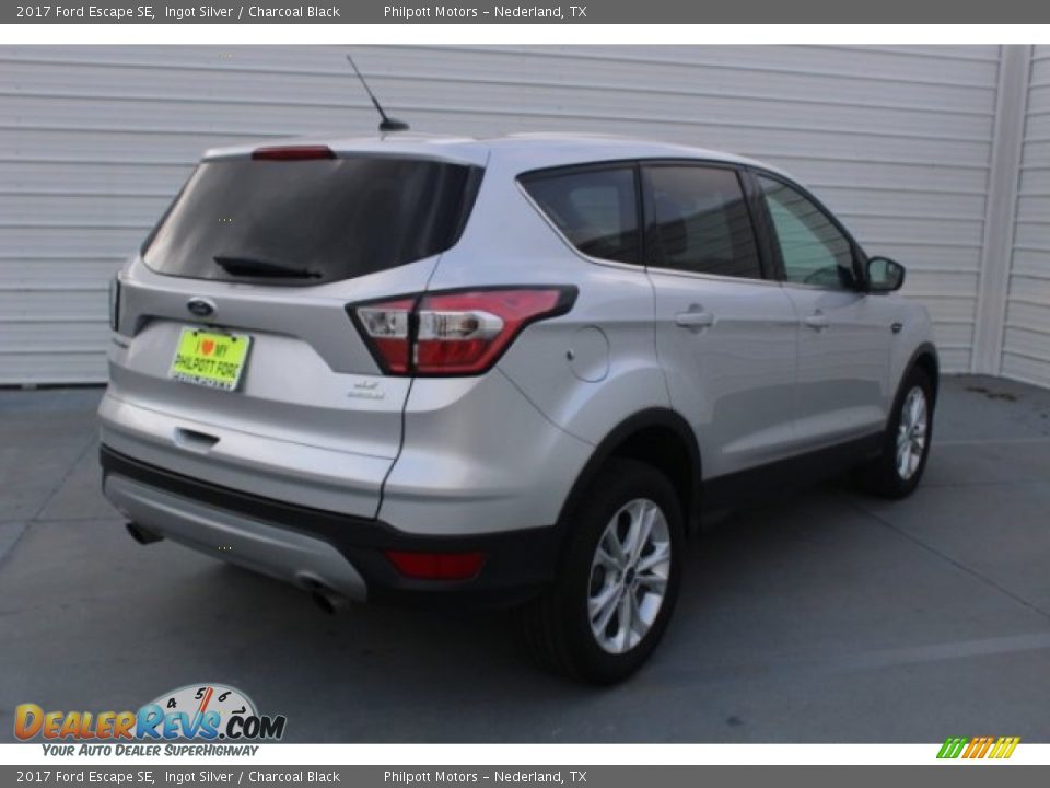 2017 Ford Escape SE Ingot Silver / Charcoal Black Photo #9
