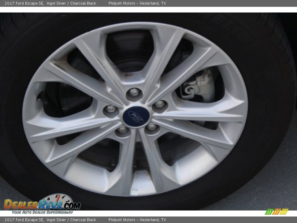 2017 Ford Escape SE Ingot Silver / Charcoal Black Photo #12