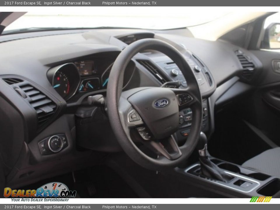 2017 Ford Escape SE Ingot Silver / Charcoal Black Photo #14