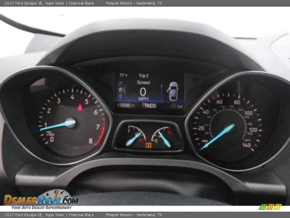 2017 Ford Escape SE Ingot Silver / Charcoal Black Photo #23