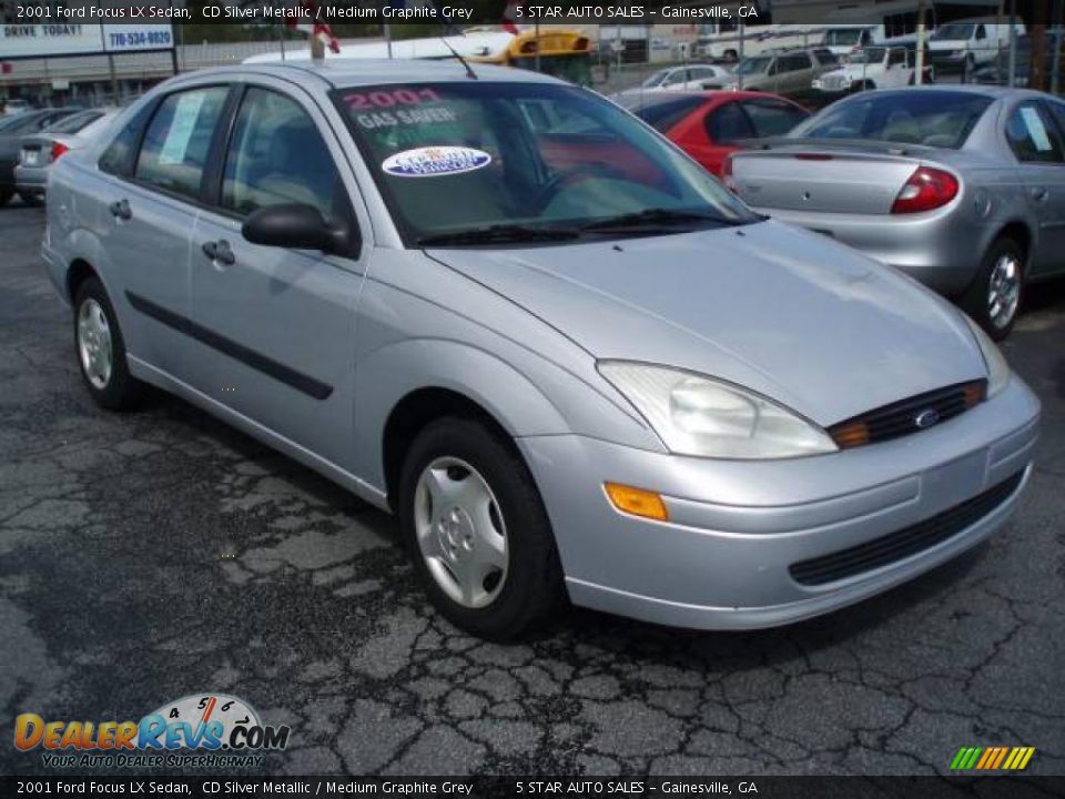 2001 Ford Focus LX Sedan CD Silver Metallic / Medium Graphite Grey Photo #4