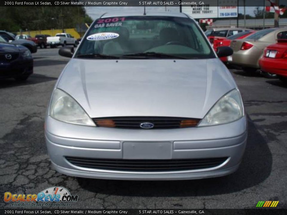 2001 Ford Focus LX Sedan CD Silver Metallic / Medium Graphite Grey Photo #5