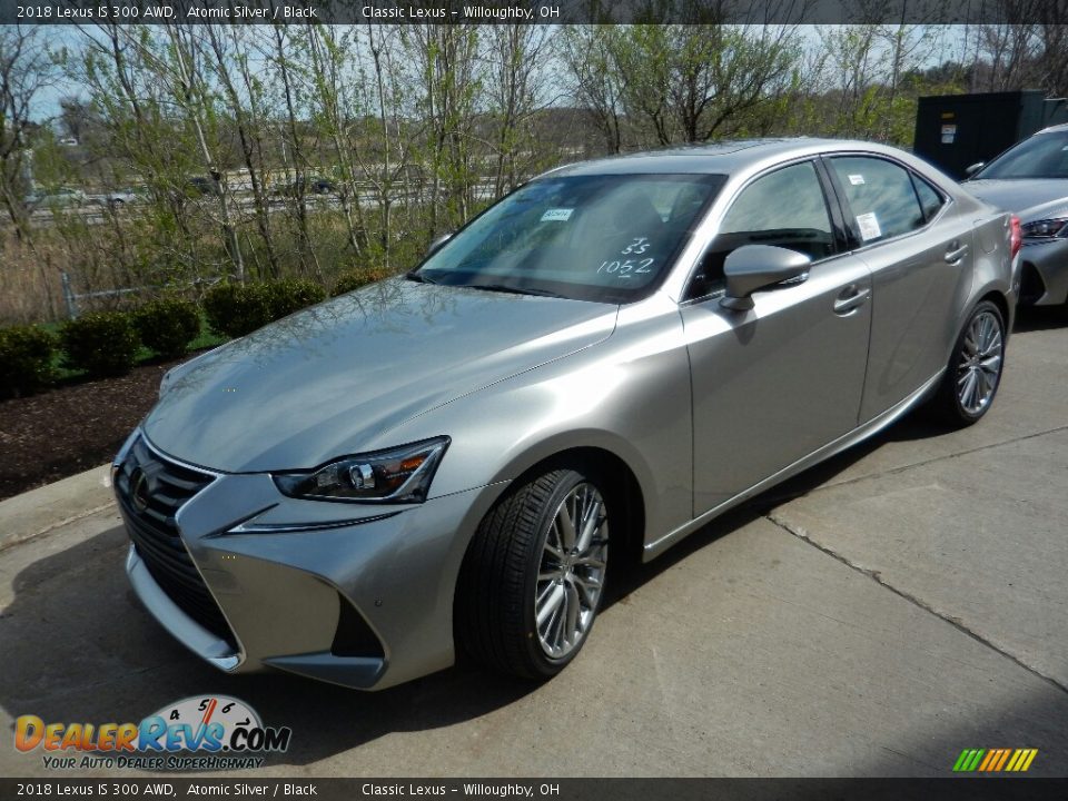 Front 3/4 View of 2018 Lexus IS 300 AWD Photo #2