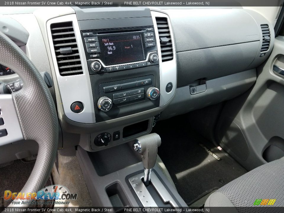 2018 Nissan Frontier SV Crew Cab 4x4 Magnetic Black / Steel Photo #4