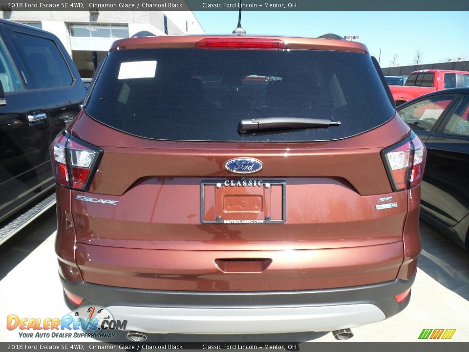 2018 Ford Escape SE 4WD Cinnamon Glaze / Charcoal Black Photo #3