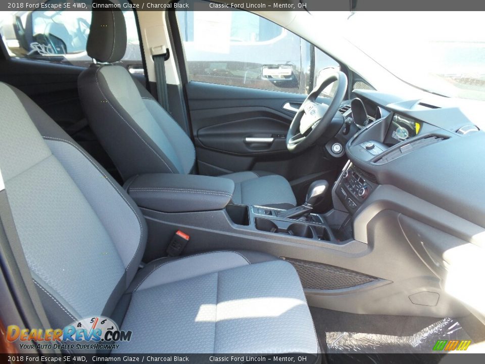 2018 Ford Escape SE 4WD Cinnamon Glaze / Charcoal Black Photo #4