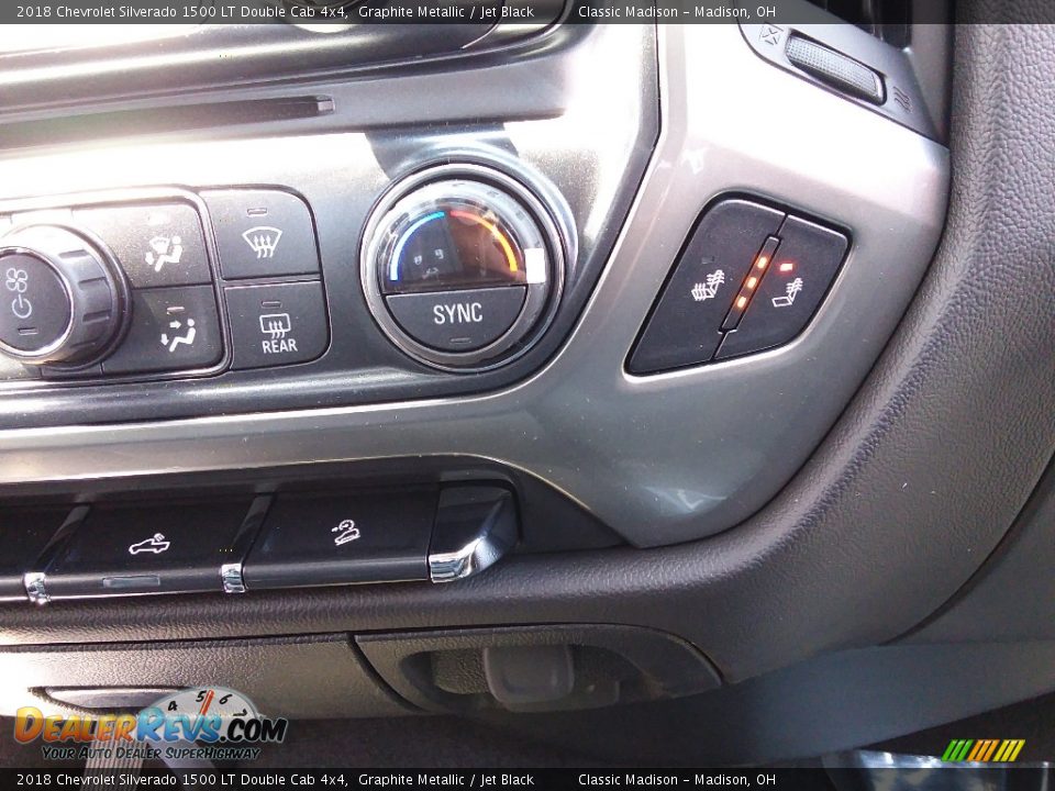 2018 Chevrolet Silverado 1500 LT Double Cab 4x4 Graphite Metallic / Jet Black Photo #8