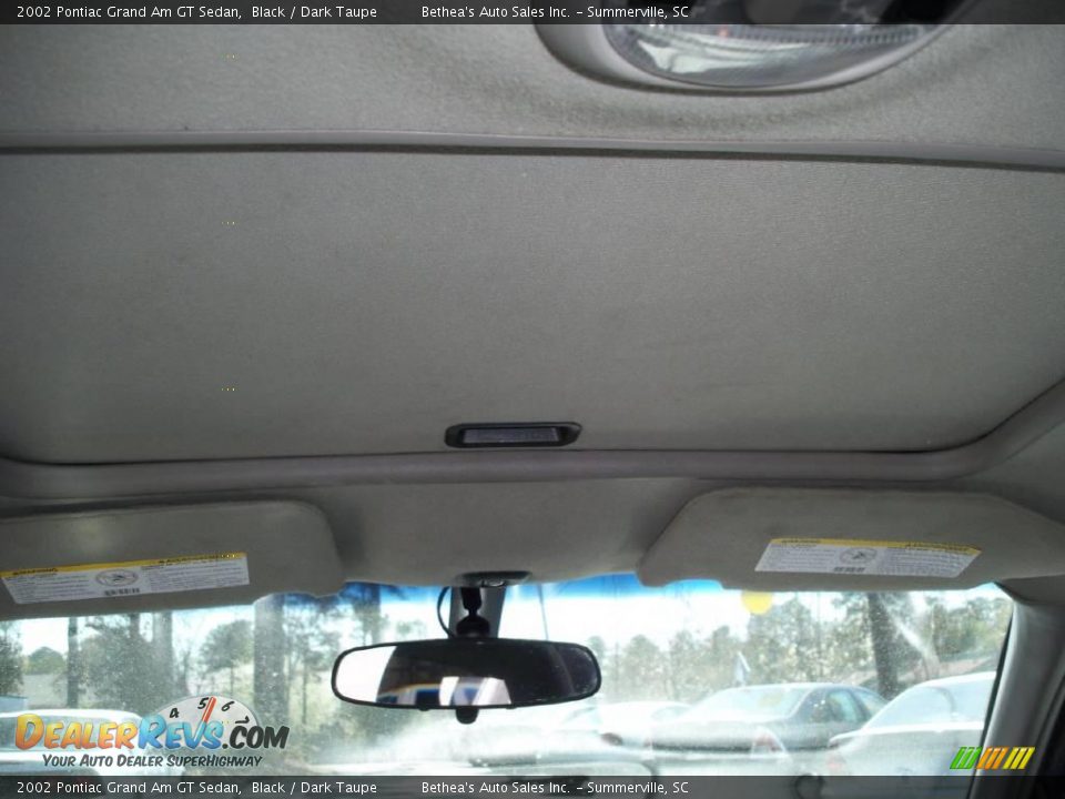 2002 Pontiac Grand Am GT Sedan Black / Dark Taupe Photo #7