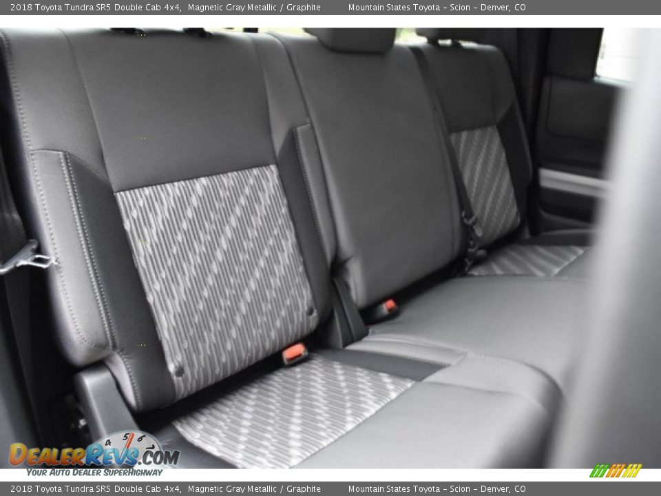 2018 Toyota Tundra SR5 Double Cab 4x4 Magnetic Gray Metallic / Graphite Photo #19