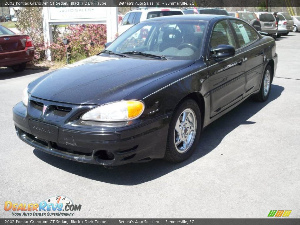 2002 Pontiac Grand Am GT Sedan Black / Dark Taupe Photo #12