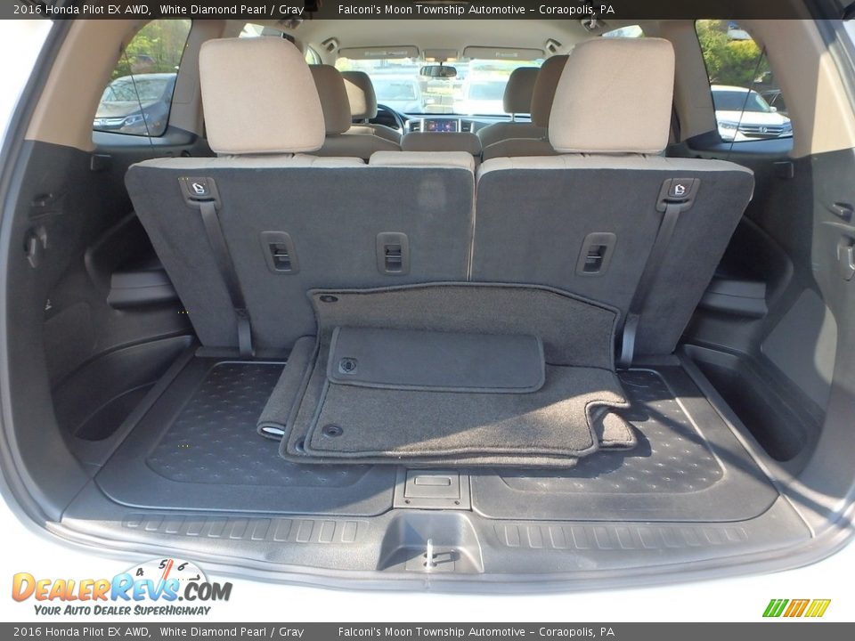 2016 Honda Pilot EX AWD White Diamond Pearl / Gray Photo #5