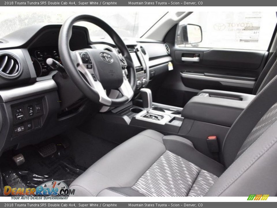 2018 Toyota Tundra SR5 Double Cab 4x4 Super White / Graphite Photo #5