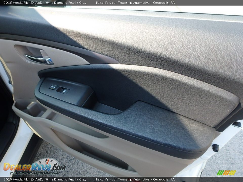 2016 Honda Pilot EX AWD White Diamond Pearl / Gray Photo #13
