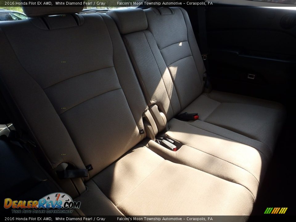 2016 Honda Pilot EX AWD White Diamond Pearl / Gray Photo #15