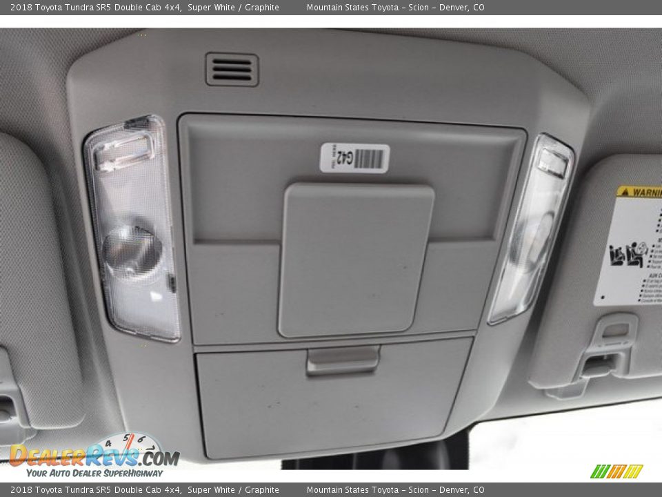 2018 Toyota Tundra SR5 Double Cab 4x4 Super White / Graphite Photo #9