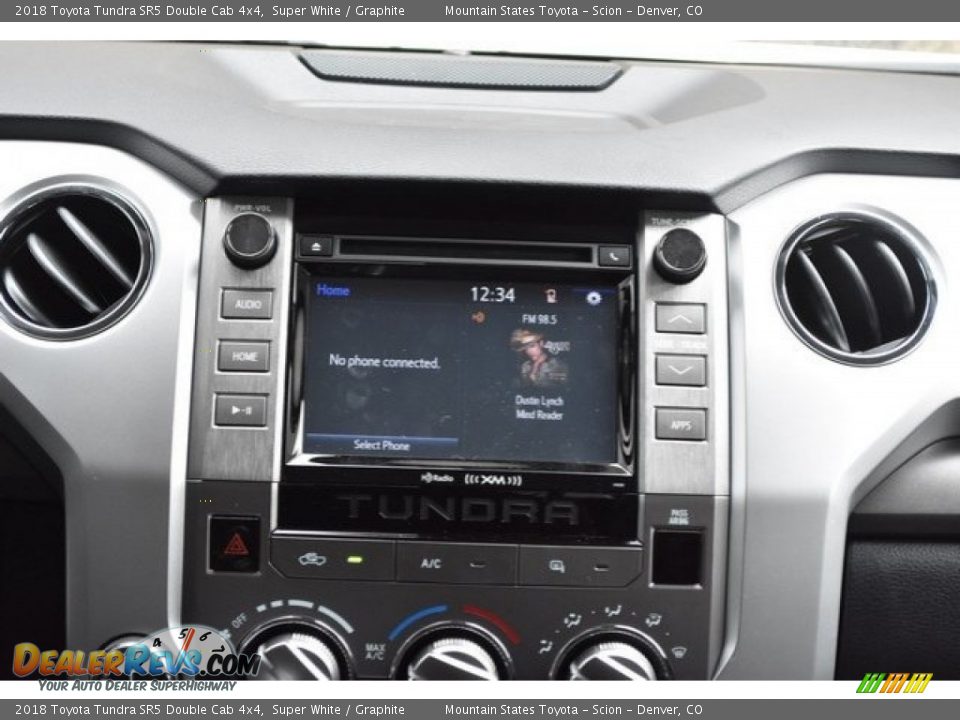 2018 Toyota Tundra SR5 Double Cab 4x4 Super White / Graphite Photo #10