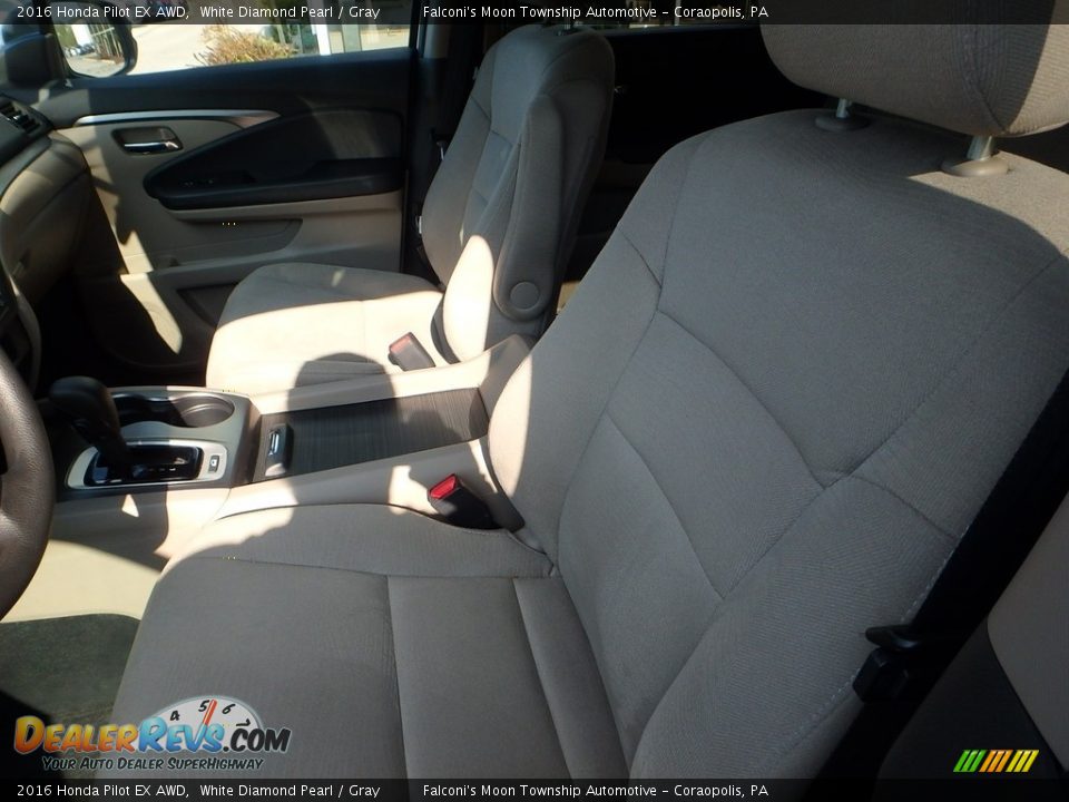 2016 Honda Pilot EX AWD White Diamond Pearl / Gray Photo #17