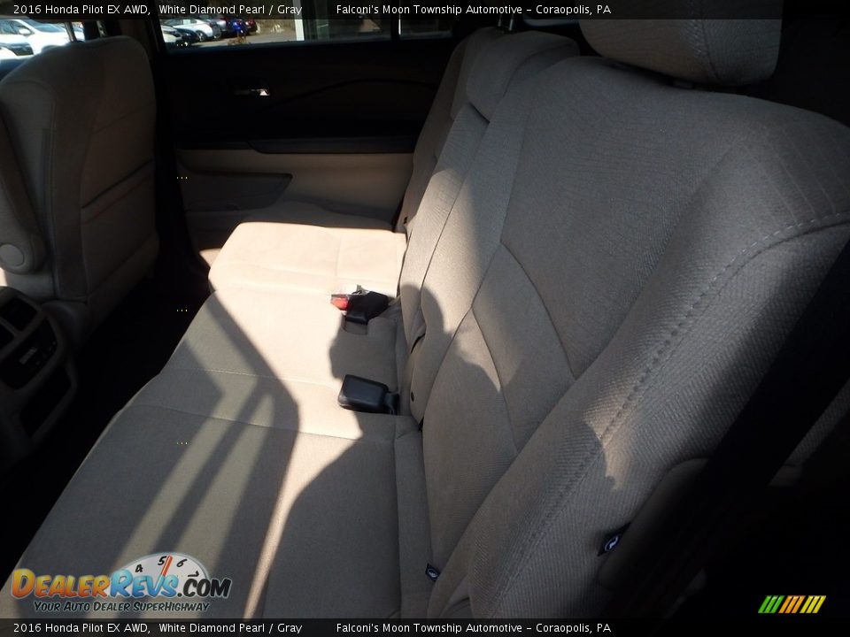 2016 Honda Pilot EX AWD White Diamond Pearl / Gray Photo #18