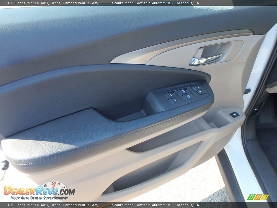 2016 Honda Pilot EX AWD White Diamond Pearl / Gray Photo #21