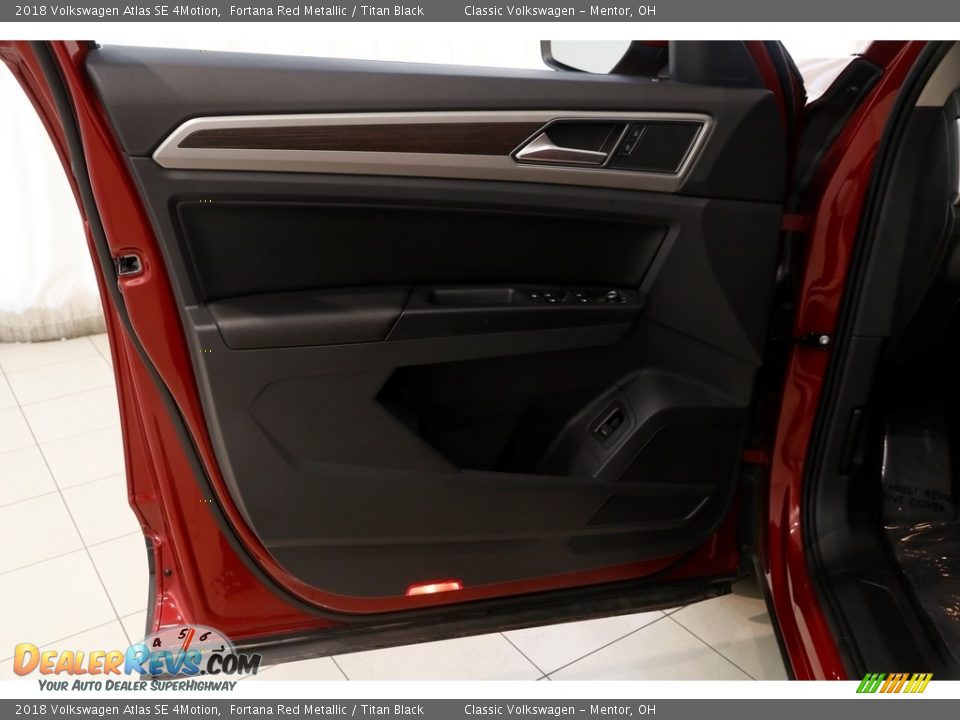 2018 Volkswagen Atlas SE 4Motion Fortana Red Metallic / Titan Black Photo #4