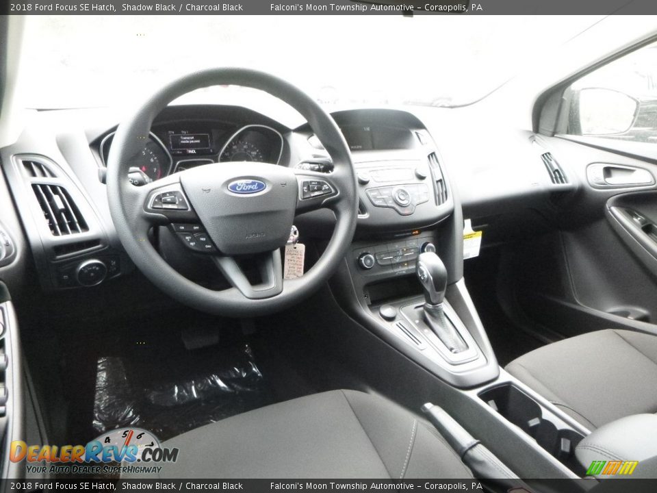 2018 Ford Focus SE Hatch Shadow Black / Charcoal Black Photo #10