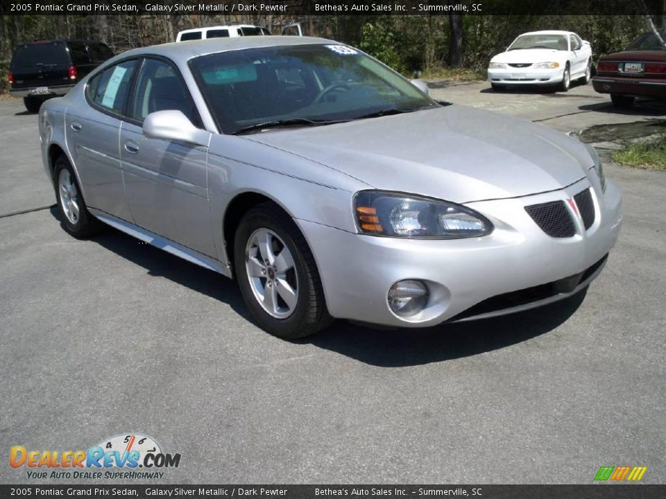 2005 Pontiac Grand Prix Sedan Galaxy Silver Metallic / Dark Pewter Photo #1