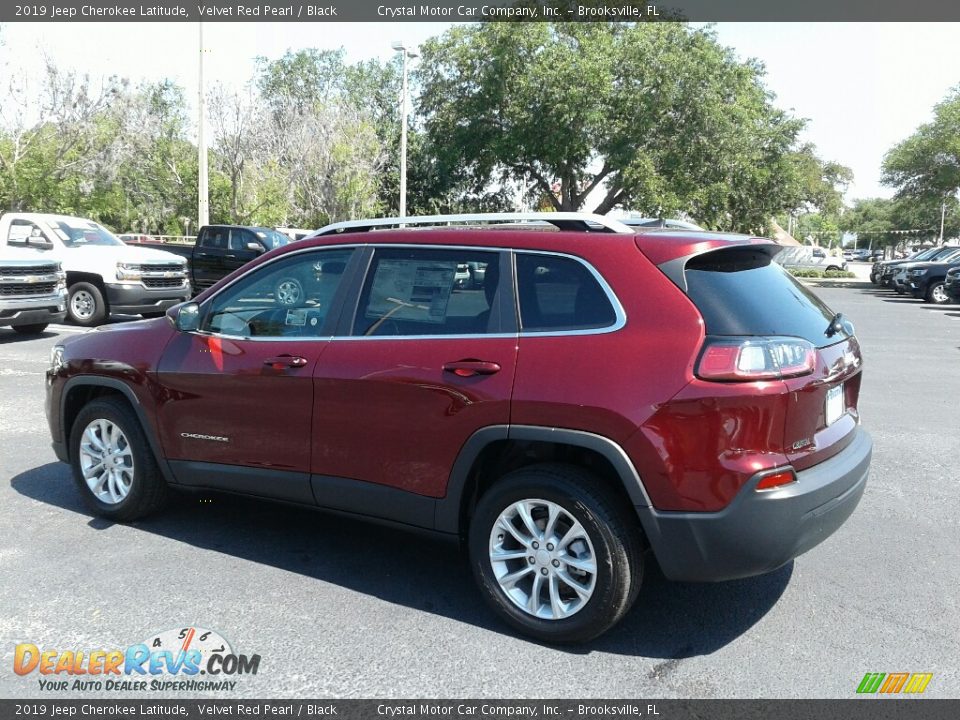 2019 Jeep Cherokee Latitude Velvet Red Pearl / Black Photo #3