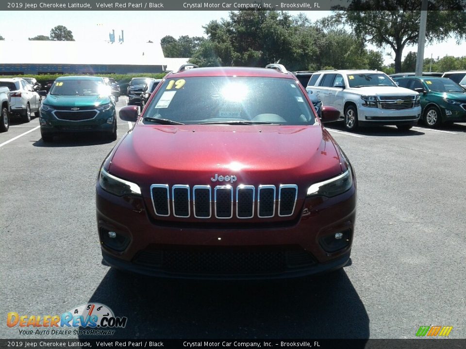 2019 Jeep Cherokee Latitude Velvet Red Pearl / Black Photo #8