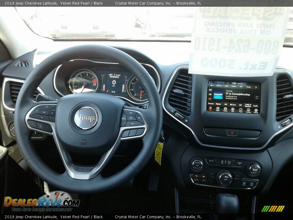 2019 Jeep Cherokee Latitude Velvet Red Pearl / Black Photo #13