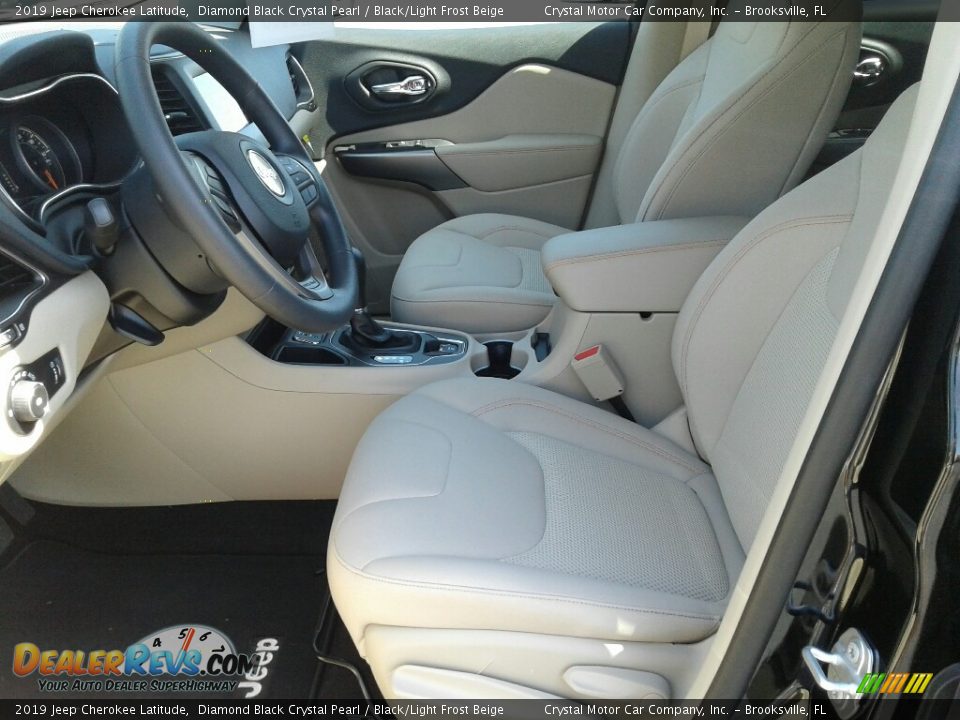 2019 Jeep Cherokee Latitude Diamond Black Crystal Pearl / Black/Light Frost Beige Photo #9