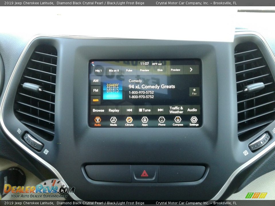 2019 Jeep Cherokee Latitude Diamond Black Crystal Pearl / Black/Light Frost Beige Photo #14