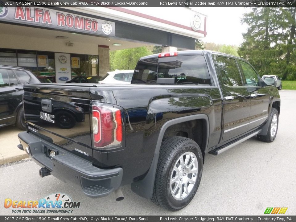 2017 GMC Sierra 1500 Denali Crew Cab 4WD Onyx Black / Cocoa/­Dark Sand Photo #2