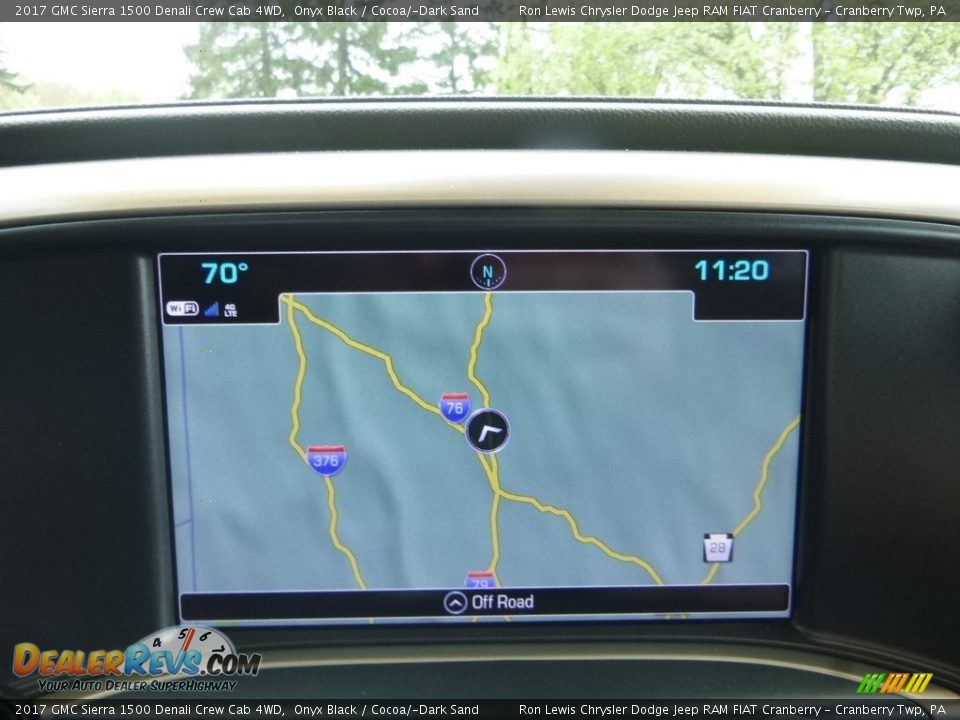 2017 GMC Sierra 1500 Denali Crew Cab 4WD Onyx Black / Cocoa/­Dark Sand Photo #17