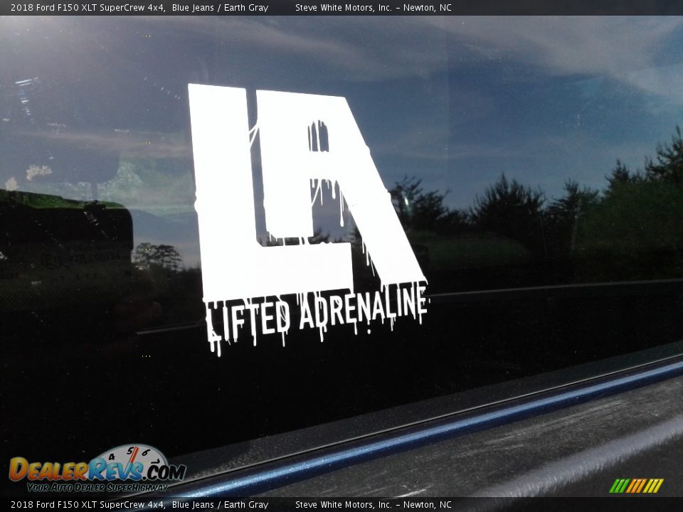 2018 Ford F150 XLT SuperCrew 4x4 Blue Jeans / Earth Gray Photo #36