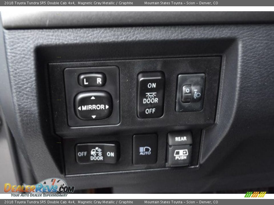 2018 Toyota Tundra SR5 Double Cab 4x4 Magnetic Gray Metallic / Graphite Photo #25