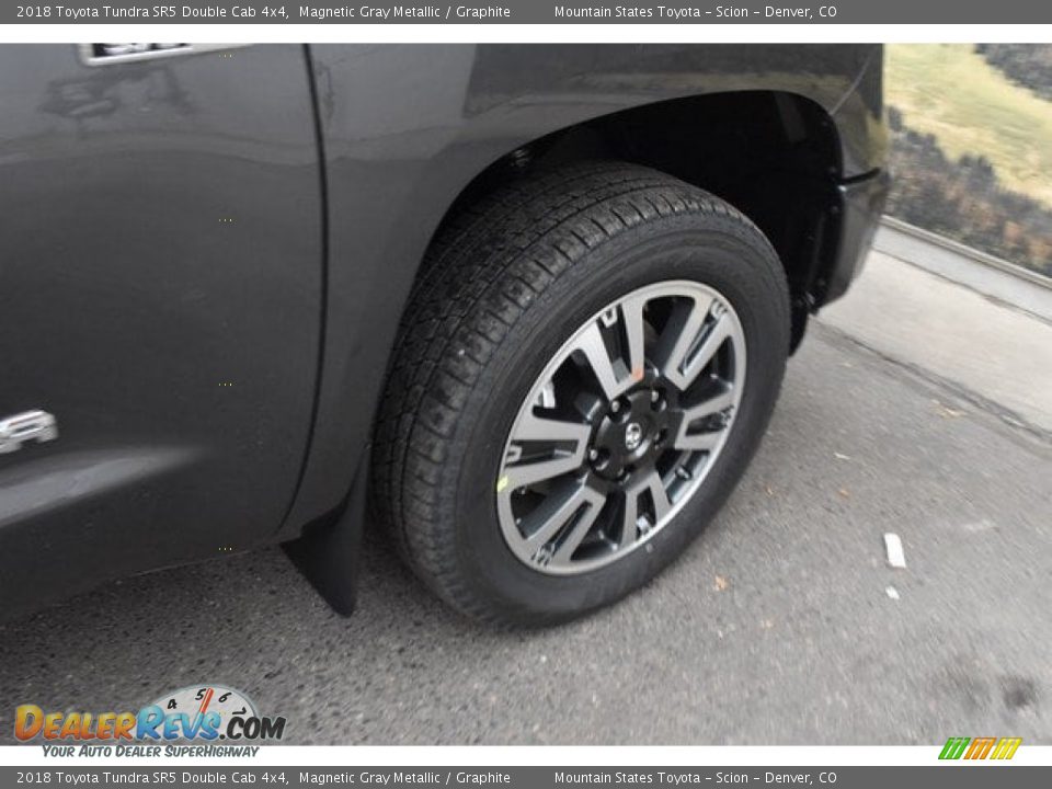 2018 Toyota Tundra SR5 Double Cab 4x4 Magnetic Gray Metallic / Graphite Photo #36