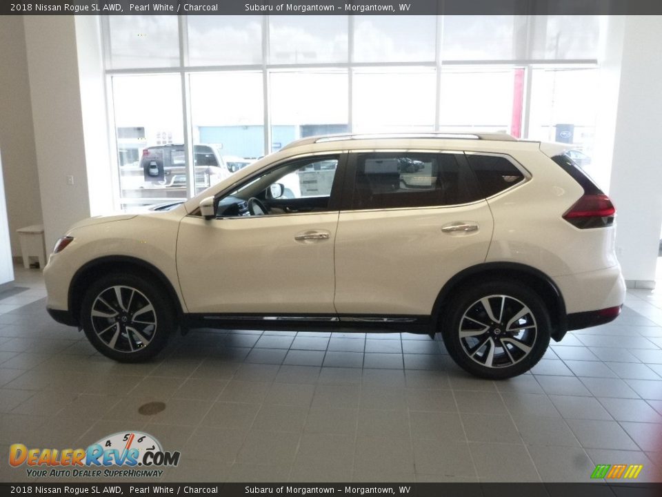2018 Nissan Rogue SL AWD Pearl White / Charcoal Photo #3