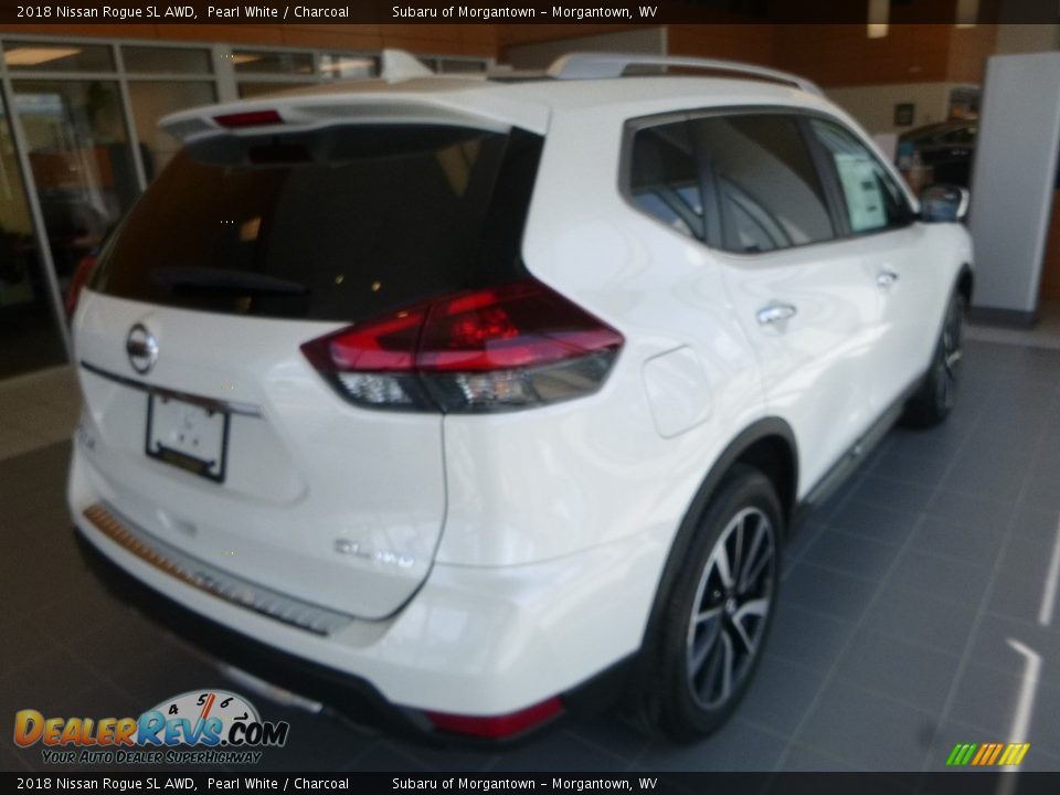 2018 Nissan Rogue SL AWD Pearl White / Charcoal Photo #6