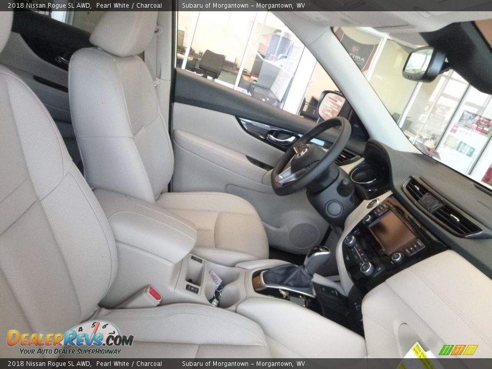 2018 Nissan Rogue SL AWD Pearl White / Charcoal Photo #9