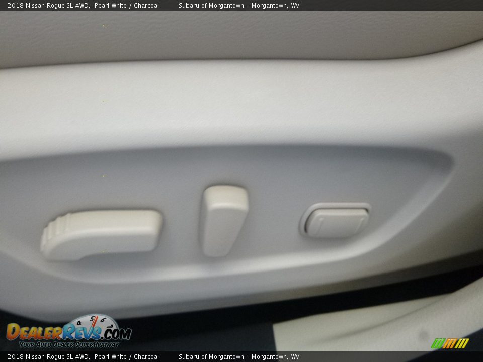 2018 Nissan Rogue SL AWD Pearl White / Charcoal Photo #15