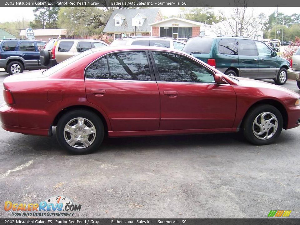 2002 Mitsubishi Galant ES Patriot Red Pearl / Gray Photo #4
