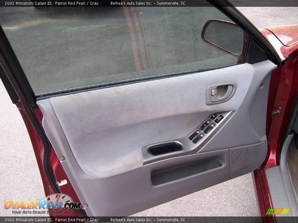 2002 Mitsubishi Galant ES Patriot Red Pearl / Gray Photo #11