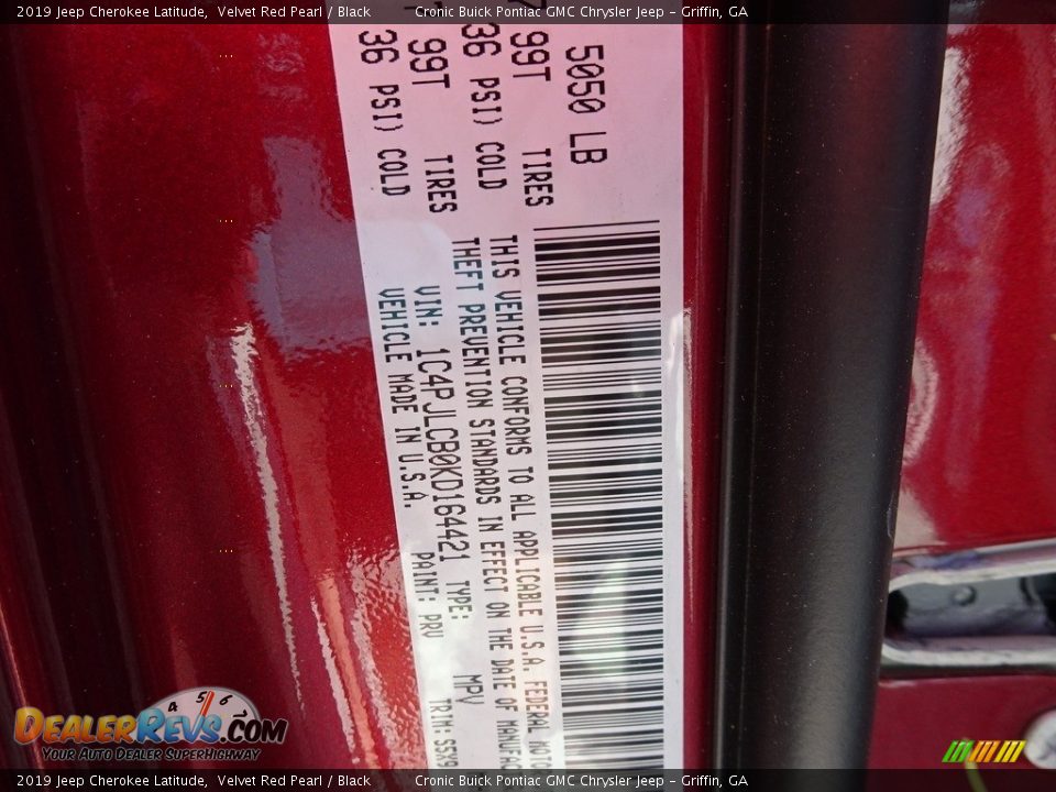 2019 Jeep Cherokee Latitude Velvet Red Pearl / Black Photo #15