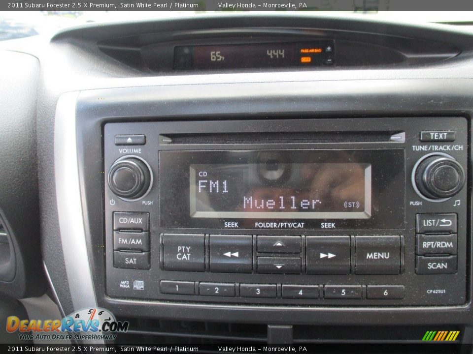 2011 Subaru Forester 2.5 X Premium Satin White Pearl / Platinum Photo #16