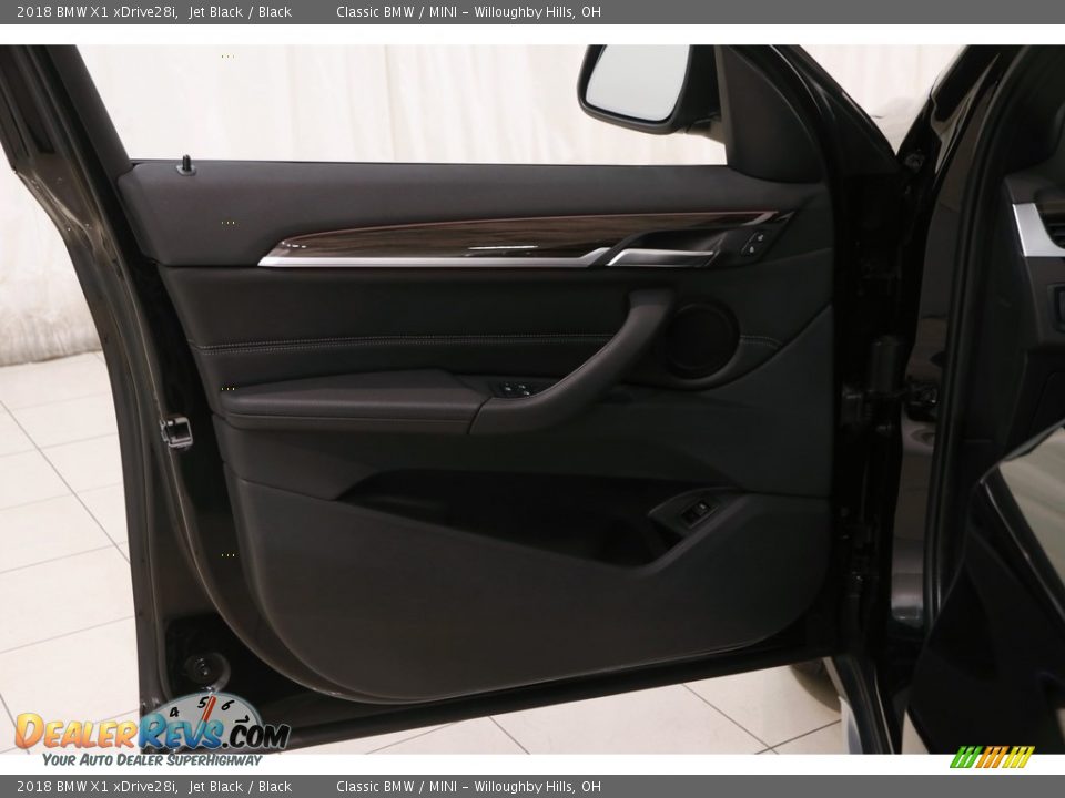 2018 BMW X1 xDrive28i Jet Black / Black Photo #4